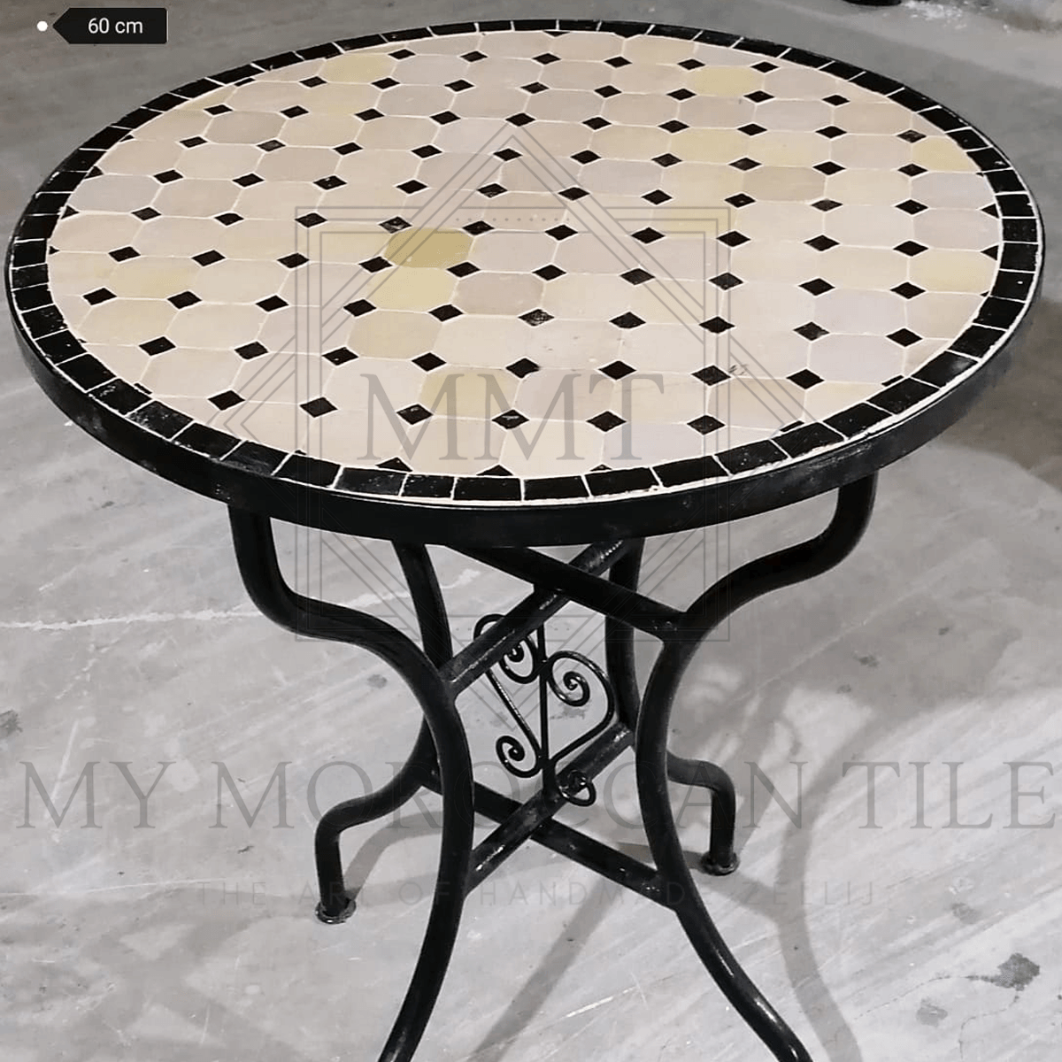 Table en mosaïque marocaine faite à la main 2188-07