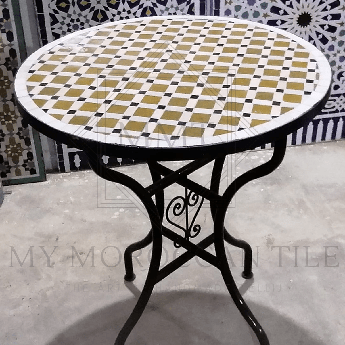 Table en mosaïque marocaine faite à la main 2104-02